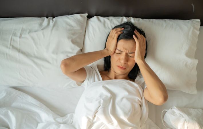 Sering Sakit Kepala Saat Bangun Tidur ? Ini Dia 3 Penyebabnya
