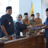 DPRD Sampaikan Pandangan Umum Fraksi Terhadap Tiga Raperda