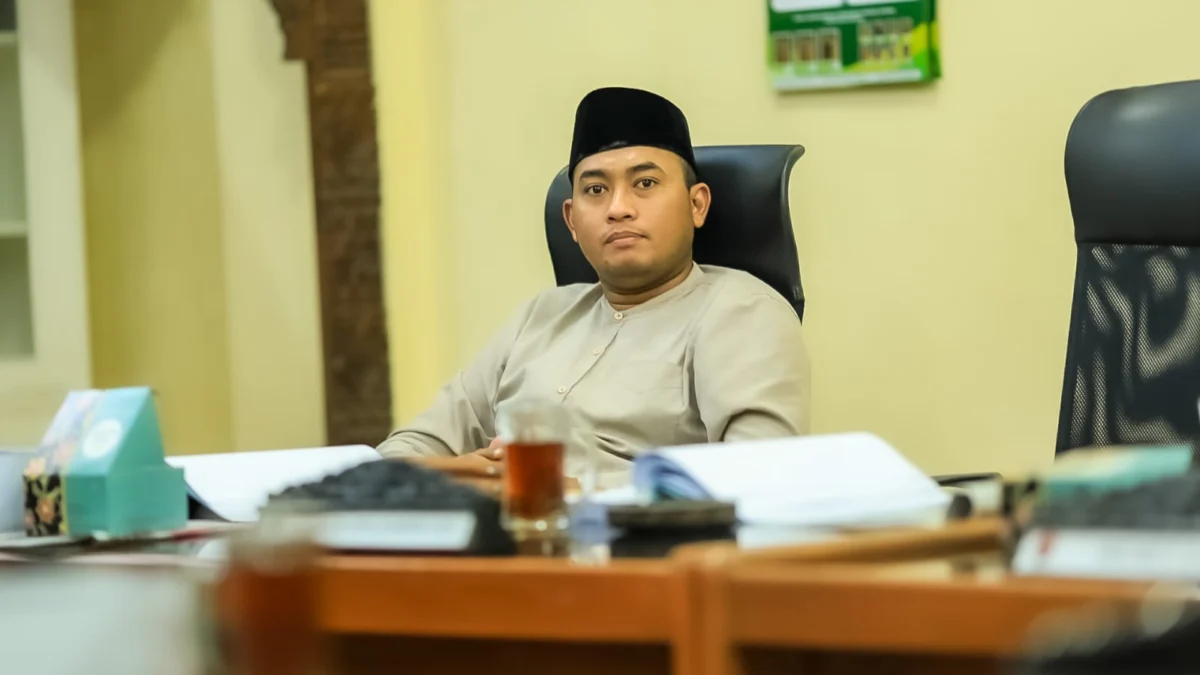 004-Prihatin perang Sarung, Wakil Ketua Komisi IV DPRD Menyarankan Begini