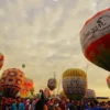 7 Wilayah Di Kabupaten Pekalongan Melakukan Tradisi Penerbangan Balon Udara