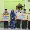 Bupati Fadia Arafiq Salurkan Dana Hibah Pembagunan Tempat Ibadah Di Kecamatan Talun