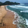 Pantai di Malang