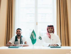 RESMI Riyad Mahrez ke Al Ahli dengan Transfer 35 Juta Euro