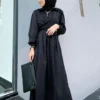 Gaya hijab untuk pecinta warna hitam