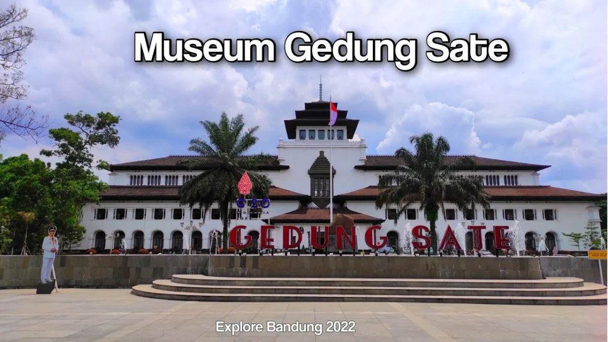 Menilik Kemegahan Museum Gedung Sate Bandung