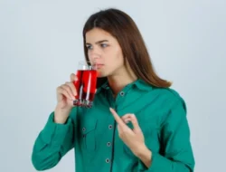 5 Manfaat Konsumsi Minuman Kolagen untuk Kulit Sehat Berkilau