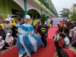 SD Islam Nusantara Gelar Market Day dan Fashion Show Berbahan Barang Bekas